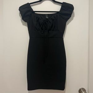 Black off the shoulder bodycon dress